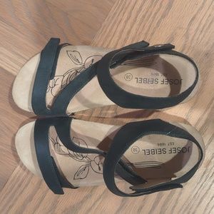 Joseph Seibel black sandals